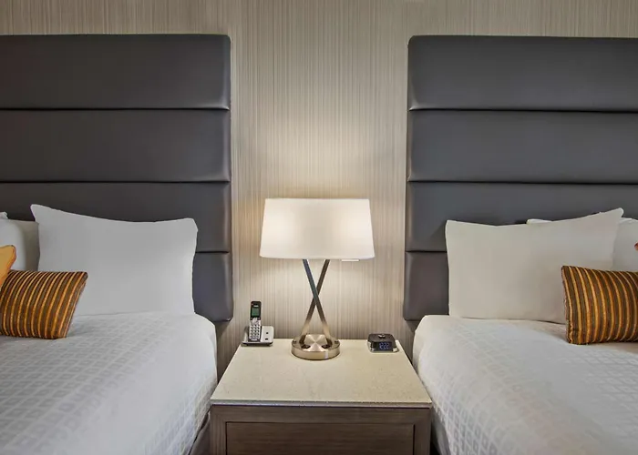 Best Western Premier Calgary Plaza Hotel & Conference Centre